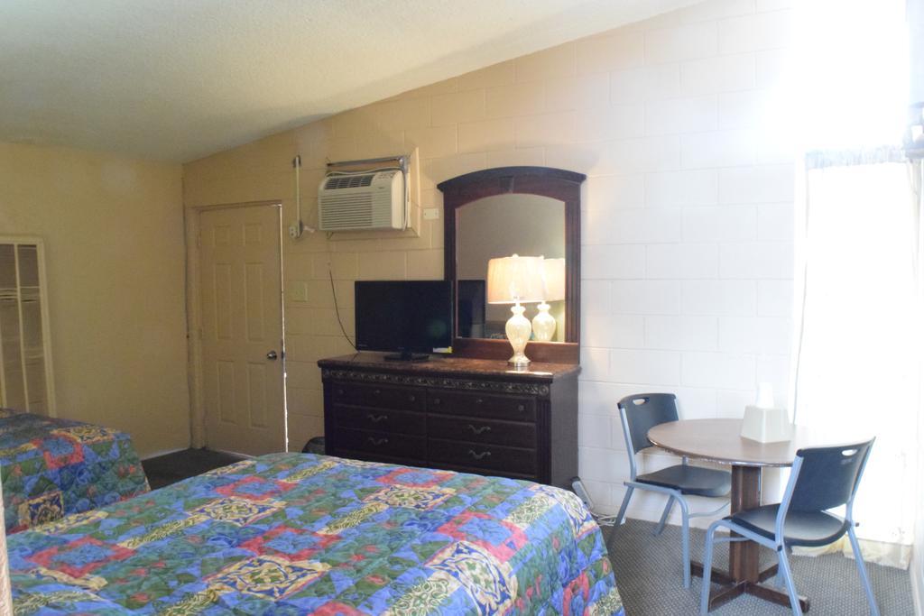 Imperial Motel Odessa Phòng bức ảnh